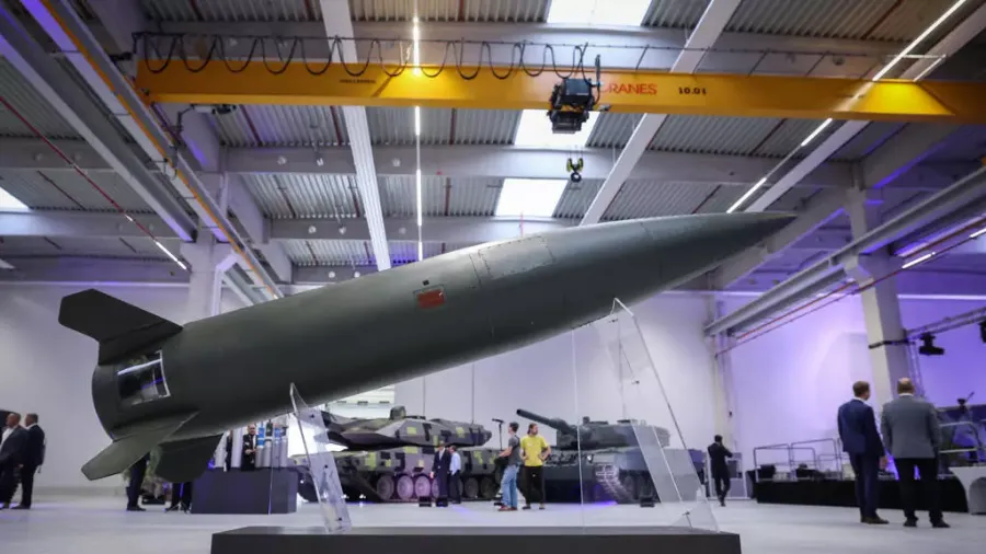 ドイツが武器生産を拡大するにつれて、NATO諸国は支出を増加させる