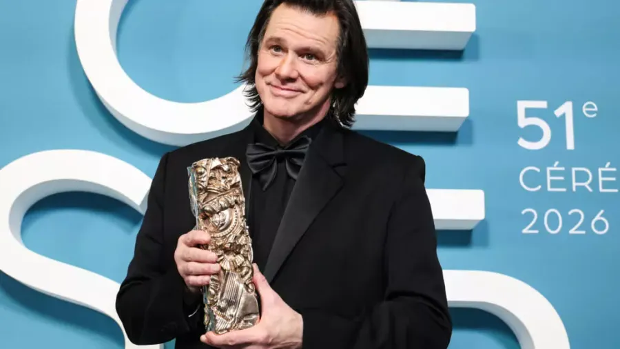 ジム・キャリーは、名誉セザー賞を受賞し、フランスとの関係を明らかにした