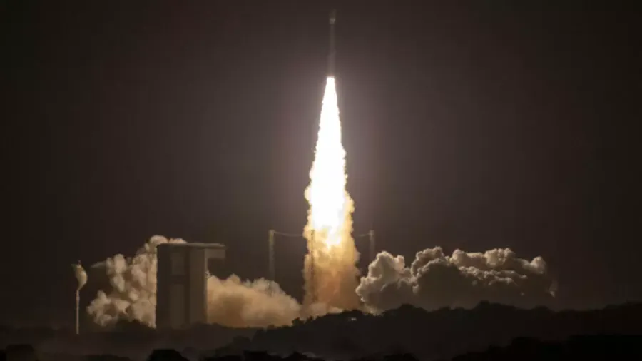 EU-中国太陽光探査宇宙船がフランス領ギアナから成功裏に打ち上げました