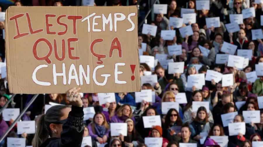 なぜフランスの女性はまだ男性よりも収入が少ないのですか？