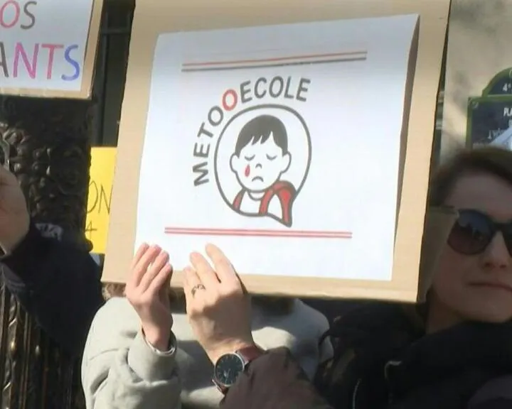 5歳の女児が父の家で死んだ日、フランスは制度の何を見過ごしていたのか