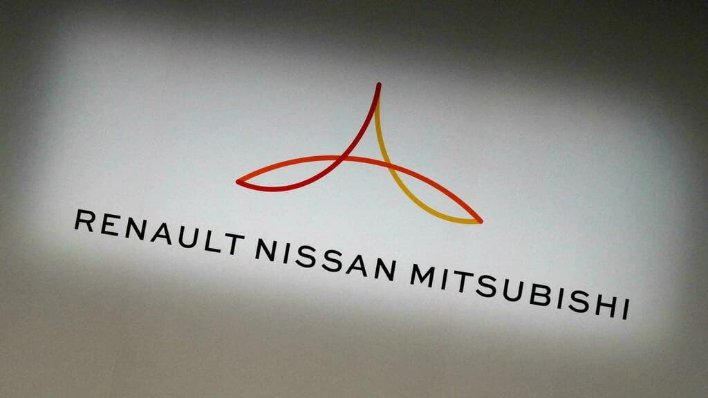 ルノー、日産、三菱、電気自動車で提携を強化