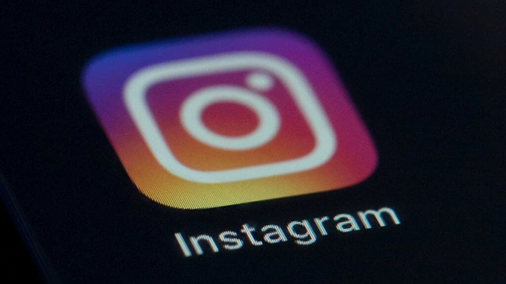 ロシア:インフルエンサーがInstagramのアクセス制限に懸念を表明