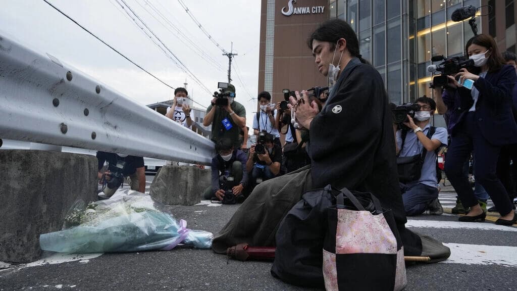 ヴァレリー・ニケ(政治学者):「日本は極めて安全な国であるという考え方の中で生きている。