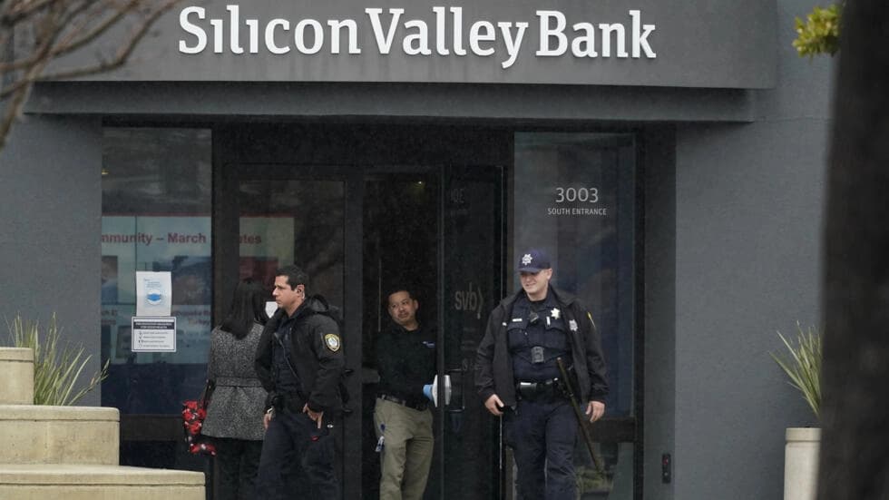 テクノロジーの金融部門であるシリコンバレー銀行の崩壊が、なぜこれほど多くの騒ぎを引き起こしているのか