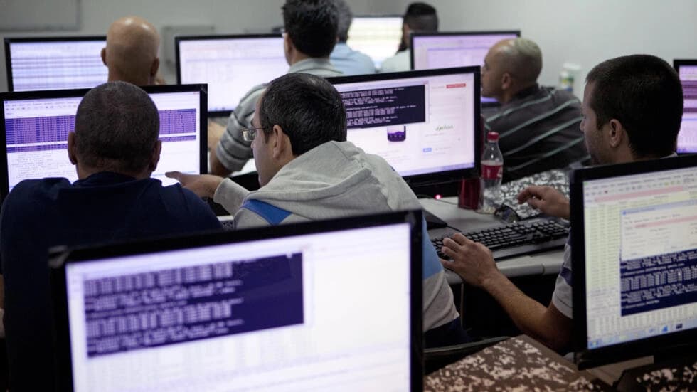 イスラエルが「サイバーパワー」としての地位を確立した方法