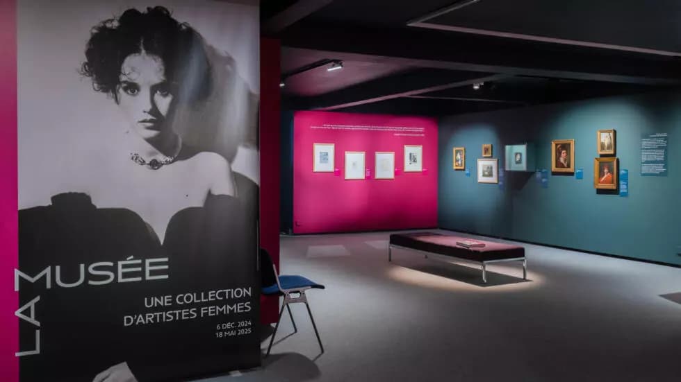 全女性展は、美術史における女性の声を復活させることを目的としています