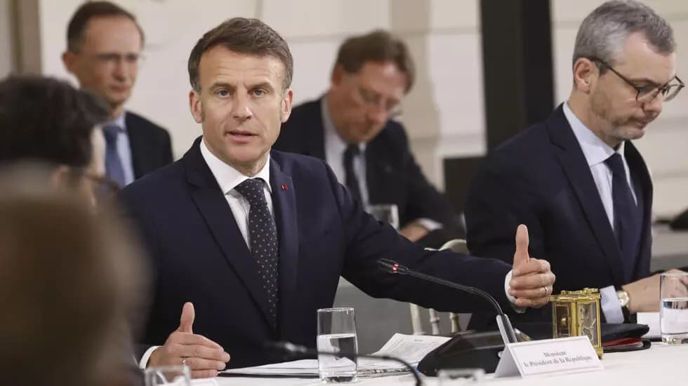 フランスの業界リーダーは、米国投資を凍結するマクロンの呼びかけを支援