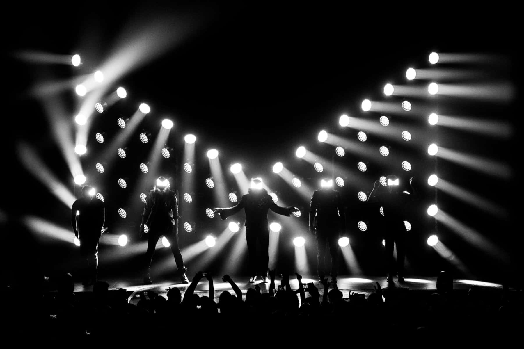 -M- Matthieu Chedid Asia Tour 2016 The extraordinatory Live Show in Tokyo