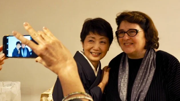 緑茶とジャム、フランスと日本が缶詰を調理するとき