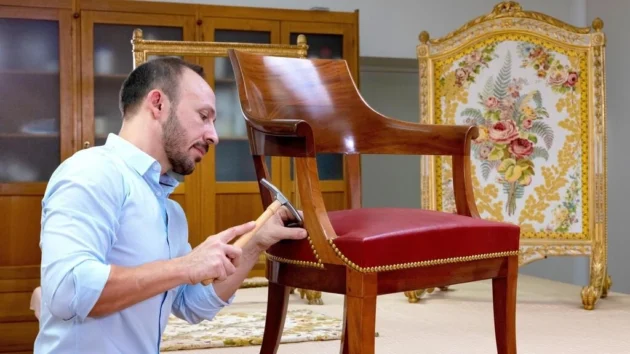 ヴェルサイユ宮殿の家具職人、ローラン・ジャナン