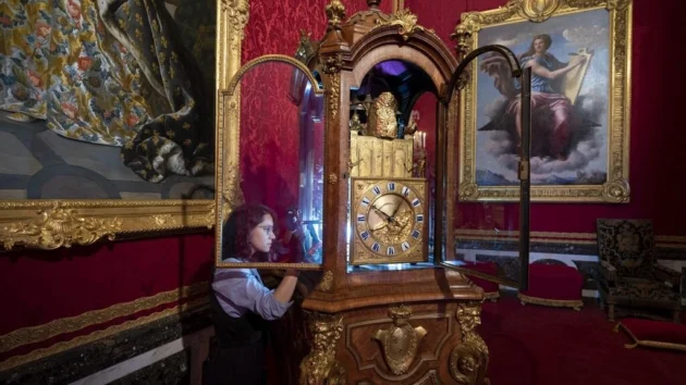 ヴェルサイユ宮殿の時計職人レスリー・ヴィリオーム氏