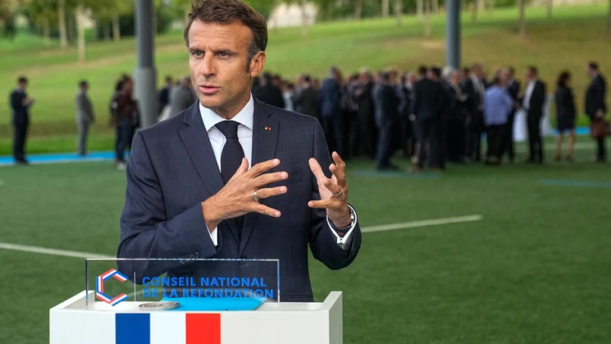 2022年9月8日、マルクーシで行われた国家再建評議会の発足式でのエマニュエル・マクロン氏。AFP - ミッシェル・ウーレル