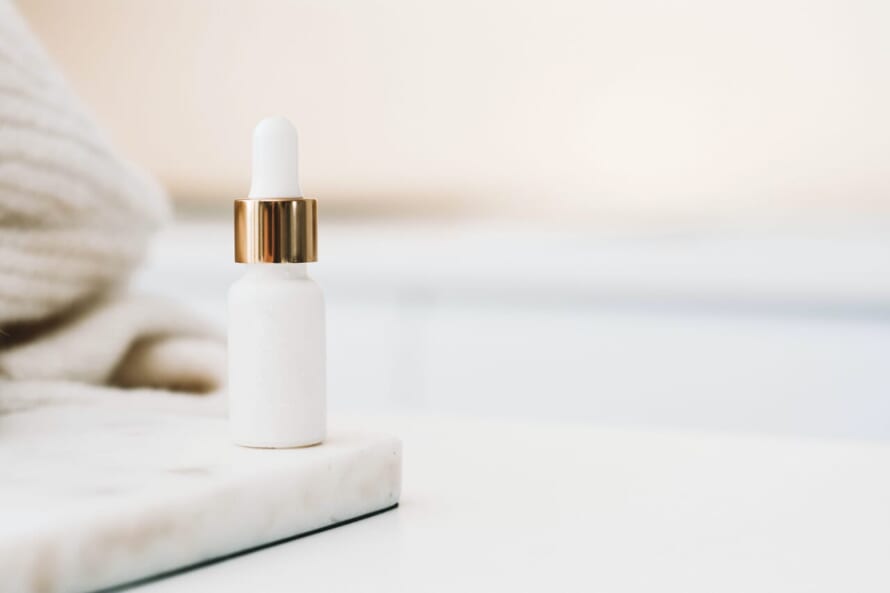 hydroquinone