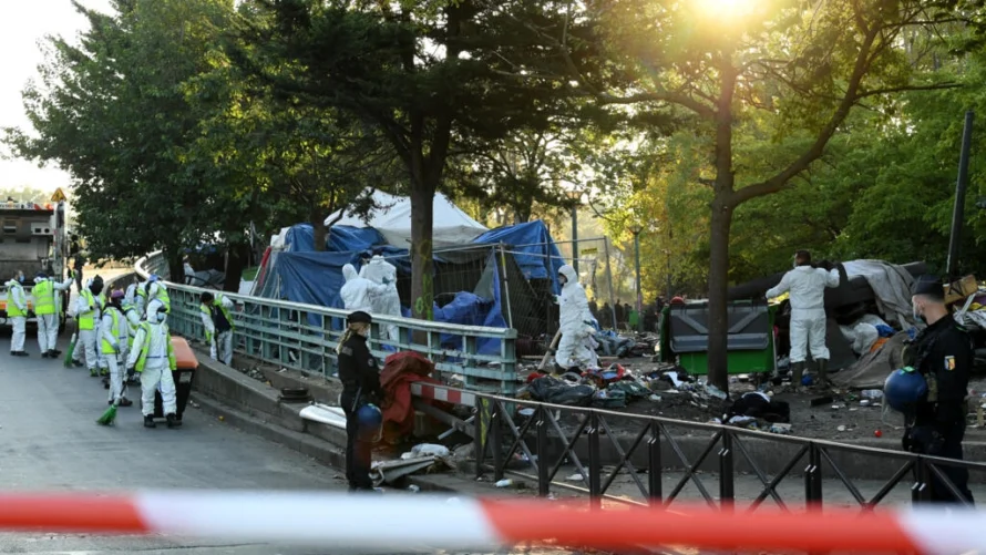 10月5日、警察によるForcevalキャンプの解体。AFP - ベルトラン・ゲイ