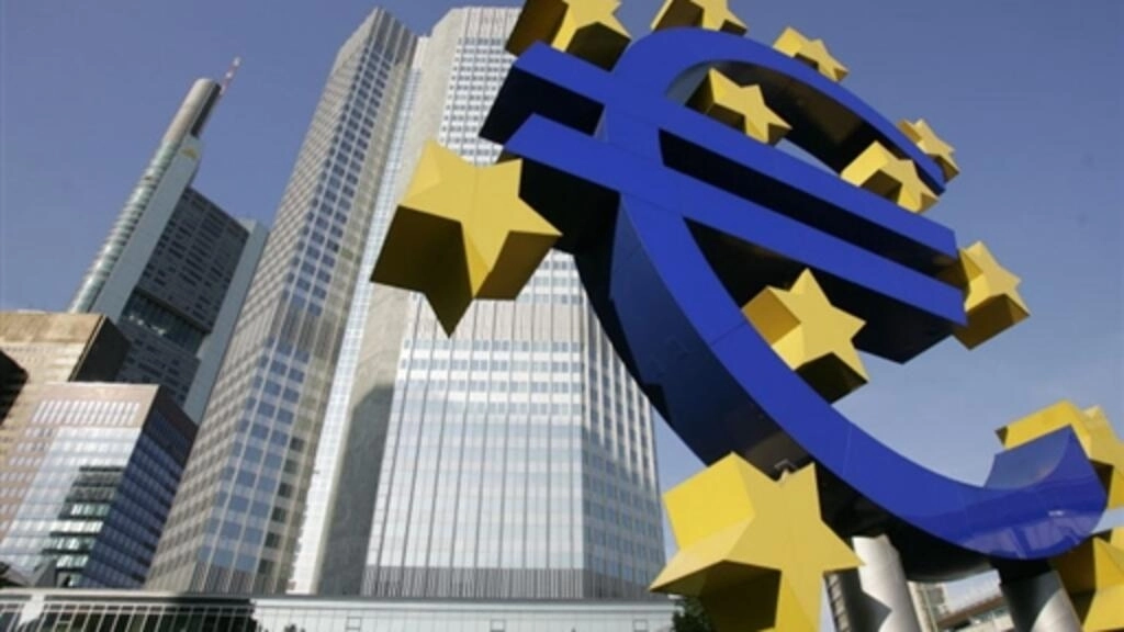 フランクフルトにある欧州中央銀行（ECB）の本部。AFP/John MacDougall