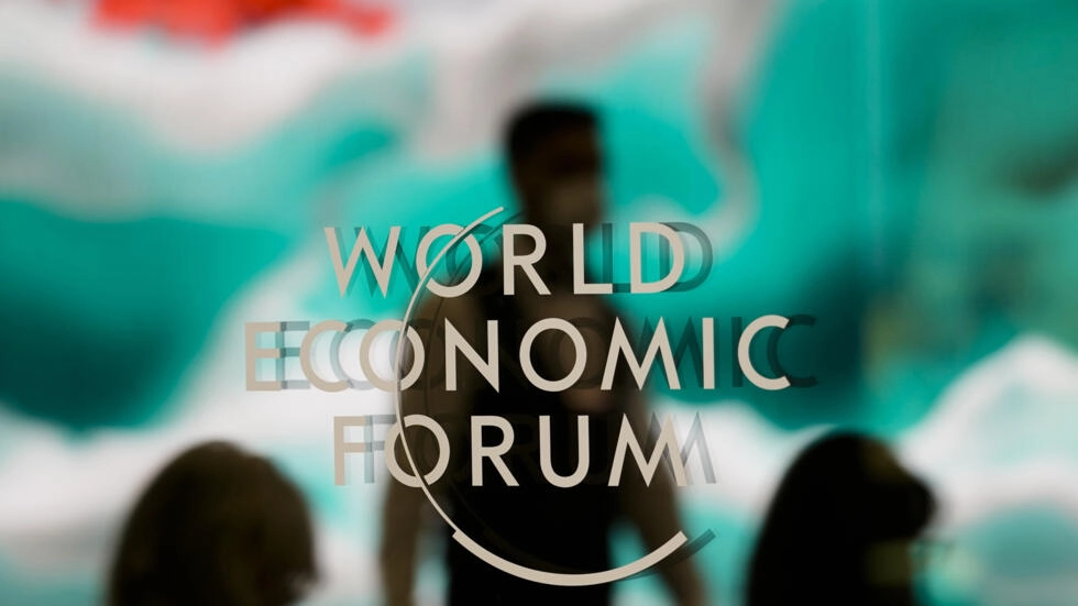 今年、ダボスの世界経済フォーラムは、「断片化された世界における協力」、特に世界の地域に応じたデジタル技術の不平等な発展をテーマにしています。AP - マルクス・シュライバー