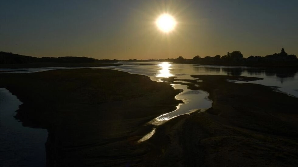 フランスは雨なしで31日間を過ごし、夏の水に対する懸念を提起します
