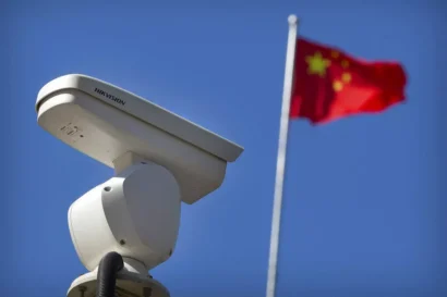 ビデオ監視カメラを製造するHikvisionは、ワシントンのブラックリストに載っている企業の1つです。 ビデオ監視カメラを製造するHikvisionは、ワシントンのブラックリストに載っている企業の1つです。AP - マーク・スチエルバイン