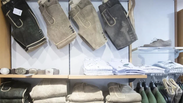 オーストリア：伝統的な衣装はこれまで以上にファッショナブルです