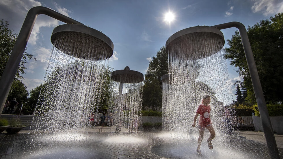 世界の1日の気温は2日連続で記録を破る