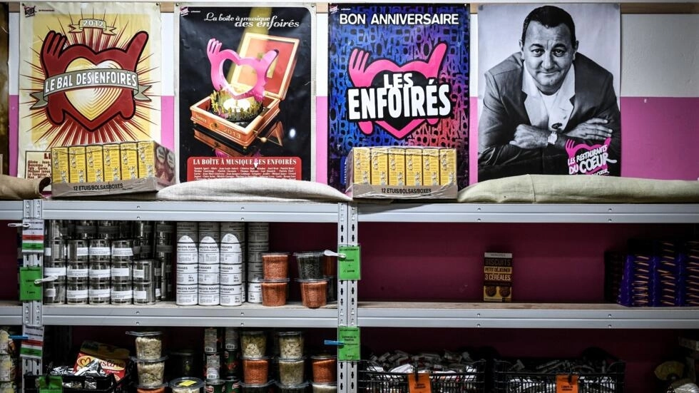 億万長者のビジネスマンは、苦労しているフランスの食品慈善団体に1000万ユーロを寄付します