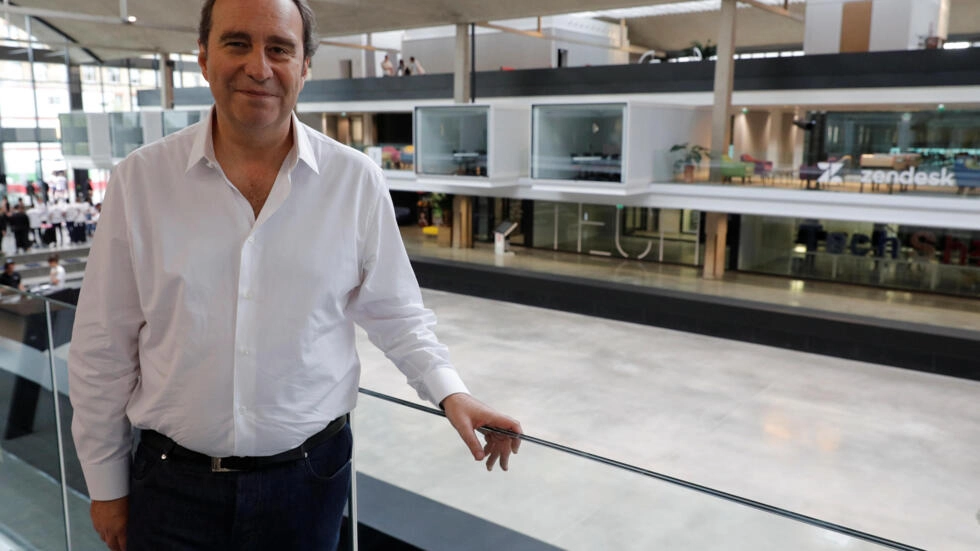 フランスの実業家が人工知能へのメガ投資を発表