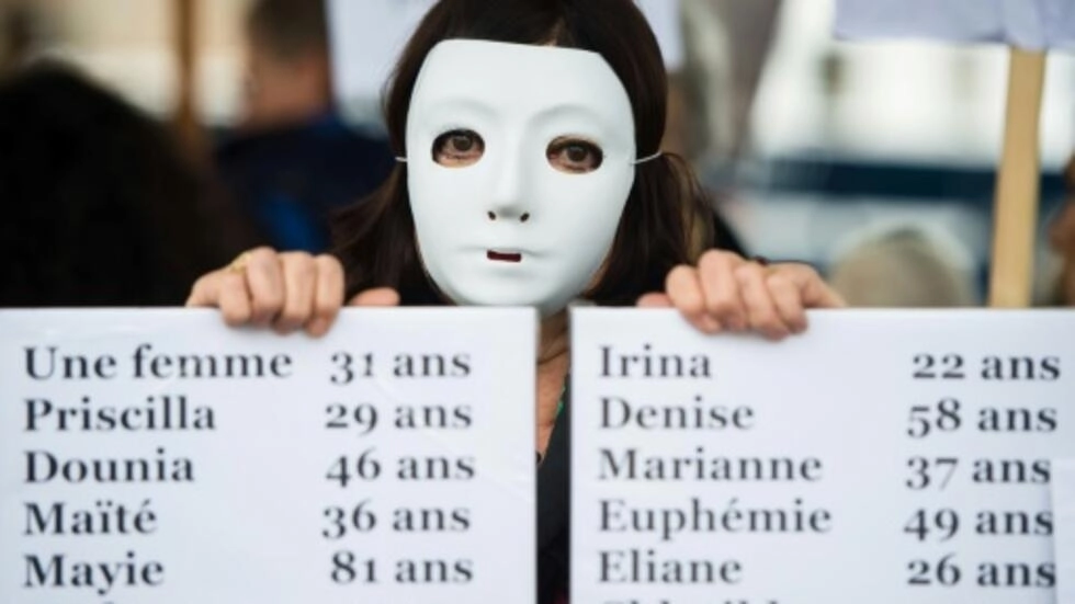 2022年のフランスにおける女性殺害の数は「安定している」が、女性の殺人未遂の数は増加している