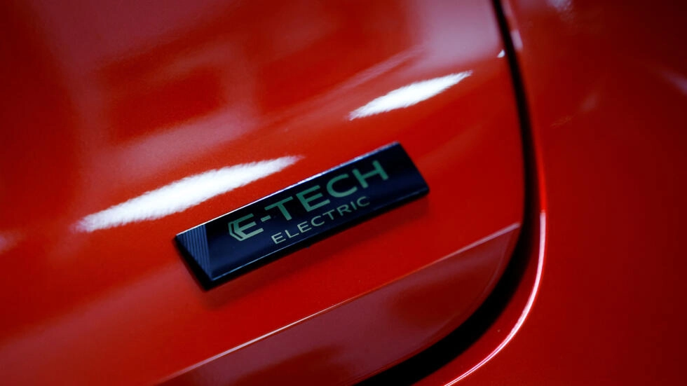 ルノーは、銀行を壊さない電気自動車の計画を発表する