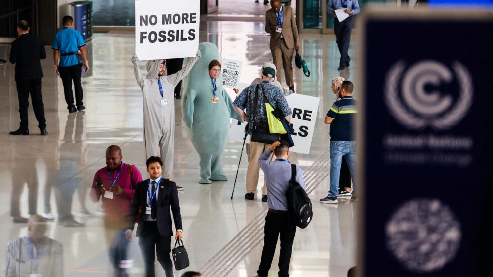 Cop28チームが化石燃料の段階的廃止をめぐって争っているため、合意は見えない
