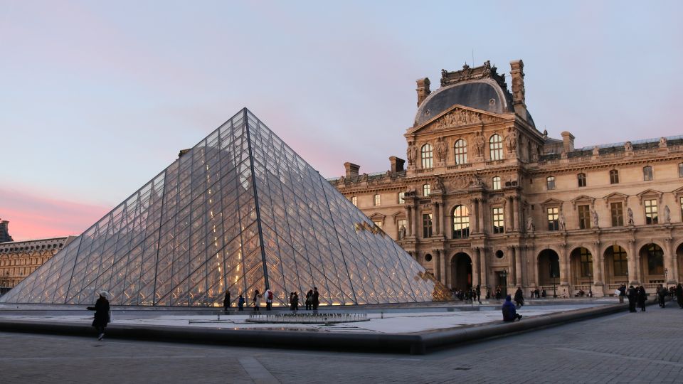 ルーヴル美術館 (Le musée du Louvre à Paris)