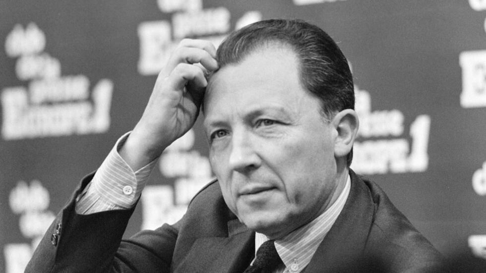 フランスの「ヨーロッパの先見の明」ジャック・ドロールへの賛辞