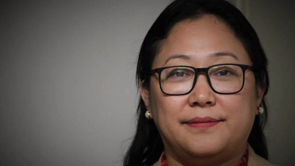 中国の弾圧が続く中、チベットの亡命指導者がパリを訪問