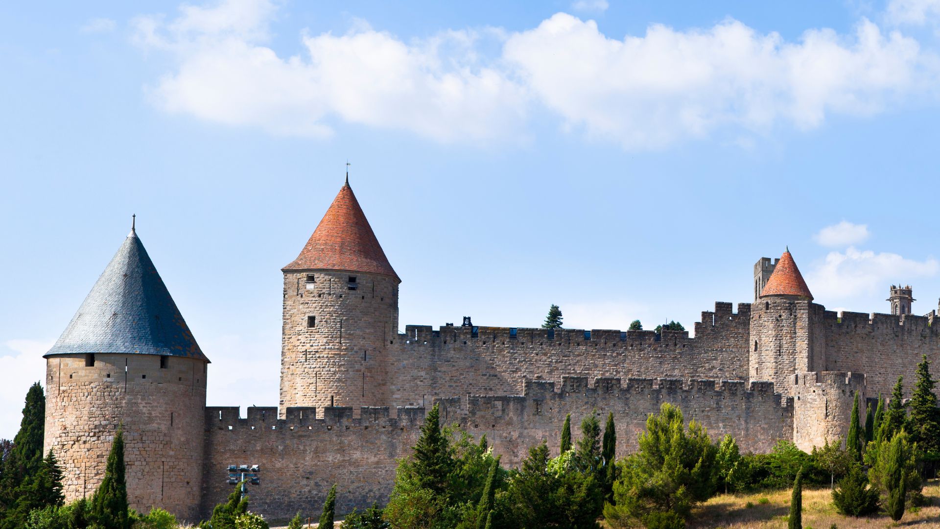 歴史的城塞都市カルカソンヌ | アンテンヌフランス