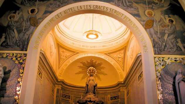 奇跡のメダイ教会