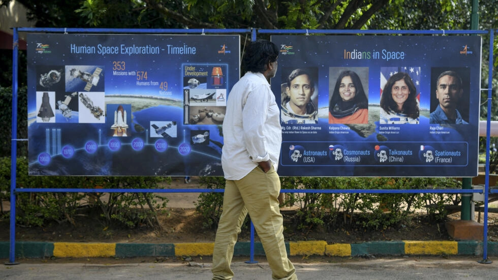 インドは宇宙の歴史にそれを吹き込む宇宙飛行のパイロットを選ぶ