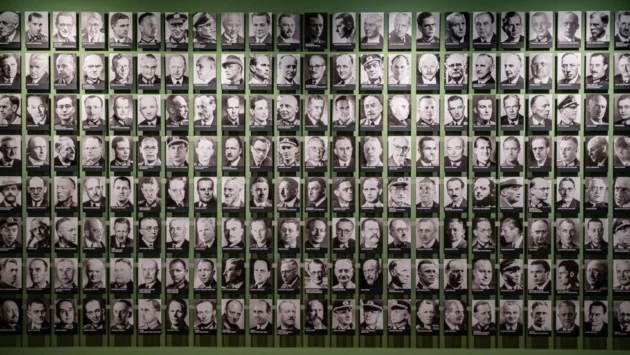 ナチズムに対するドイツの抵抗：全体主義の不可分の地獄