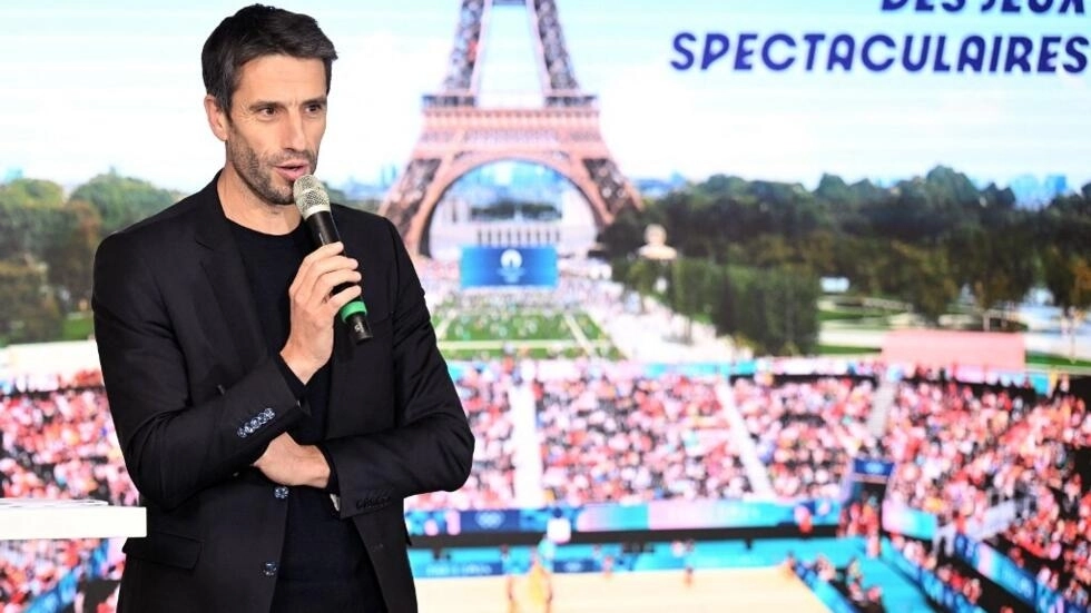 パリオリンピックの主催者は、100日間のカウントダウンが迫る中、彼らの準備を宣伝します