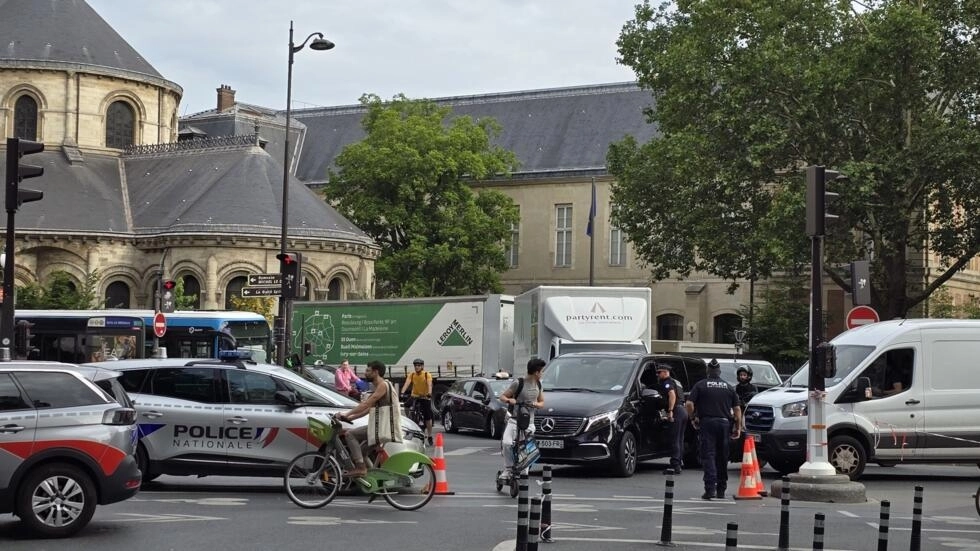 パリ2024年オリンピック：輸送の混乱と通勤者の欲求不満