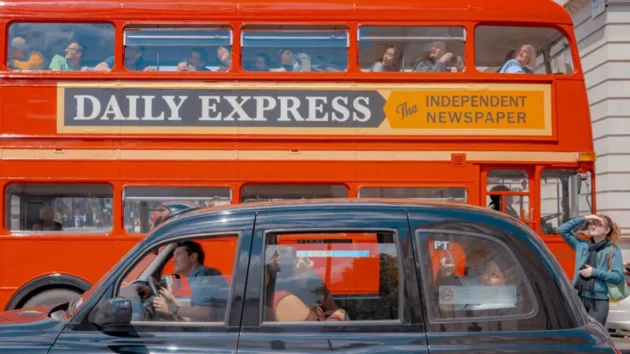 落ち着いてチーズを言ってください！フランスの写真祭は、この夏「とても英国的」になります