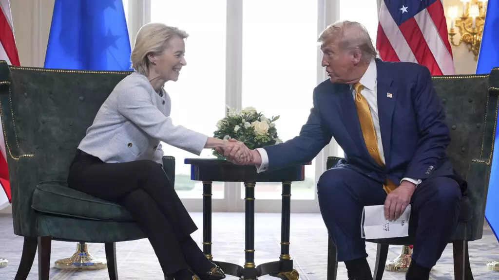 EU-米国の貿易協定は関税引き上げを回避するが、ヨーロッパに不安を引き起こす