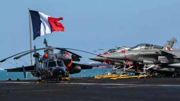 NATOが防衛要求を強化するにつれて、フランスは再軍備の緊張に直面している