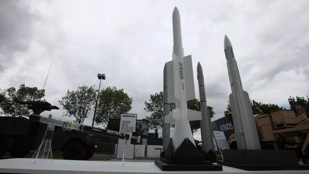 EUは15億ユーロの防衛計画で安全保障の独立とウクライナの関係を後押しする